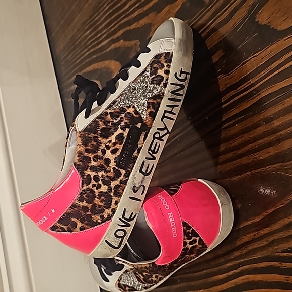 Never wore - Picture 3 of 3